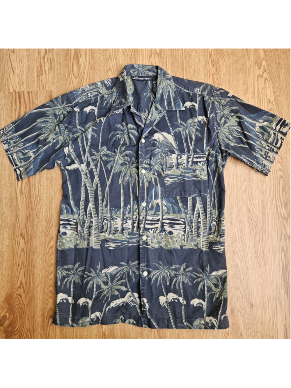 Vintage No Boundaries NoBo Palm Tree Tropical Short Sleeve Button Up Small
